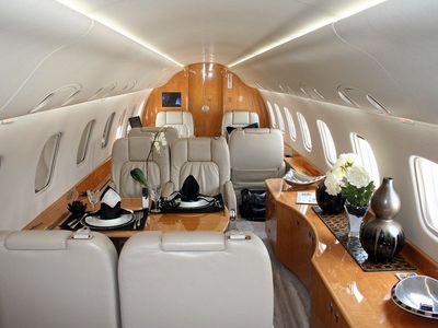 Embraer 135 LR - фото