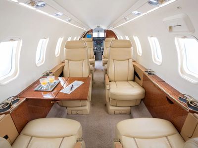 Learjet 45 - фото