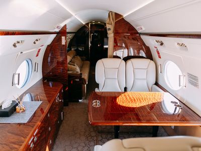 Gulfstream G-450 - фото