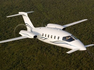 Piaggio Avanti II - фото