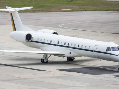 Embraer 145 LR - фото