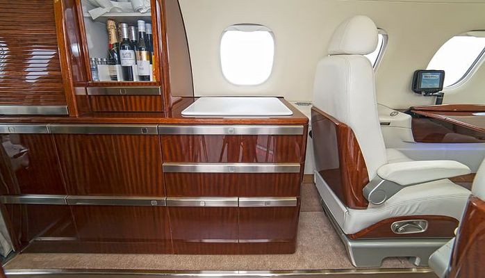Phenom 300
