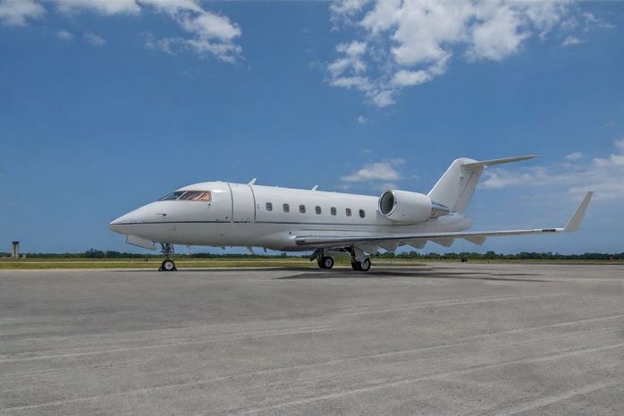 Challenger 604