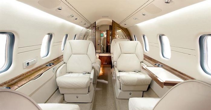 Learjet 60
