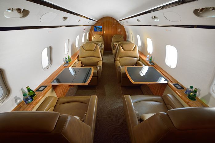 Challenger 300