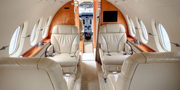 Hawker 800XP