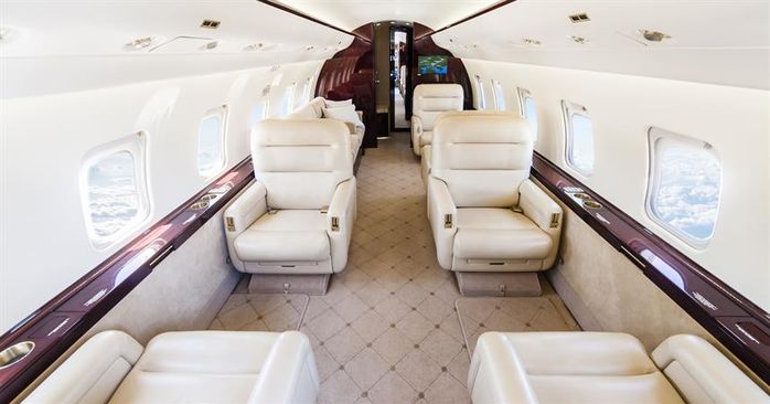 Challenger 604