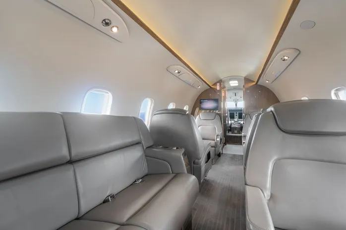 Challenger 350