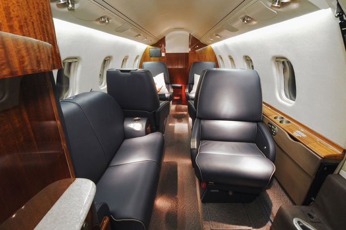 Learjet 60
