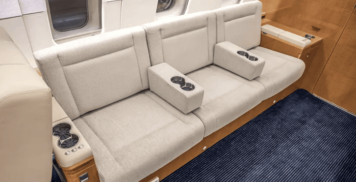Challenger 605