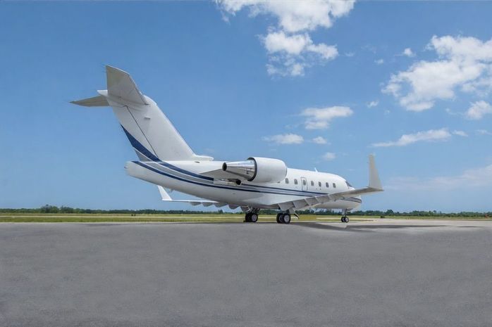 Challenger 604