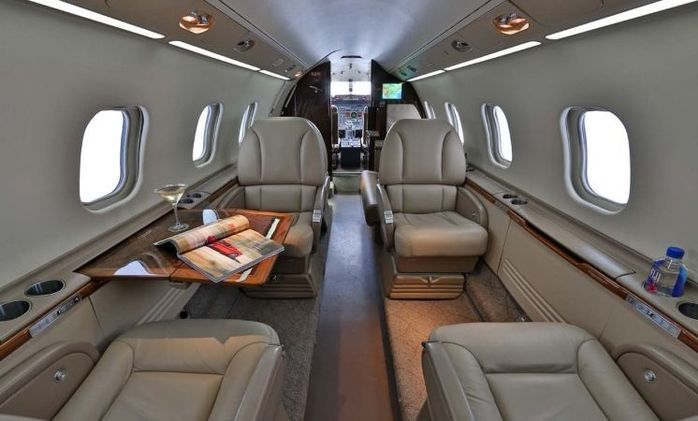 Learjet 60
