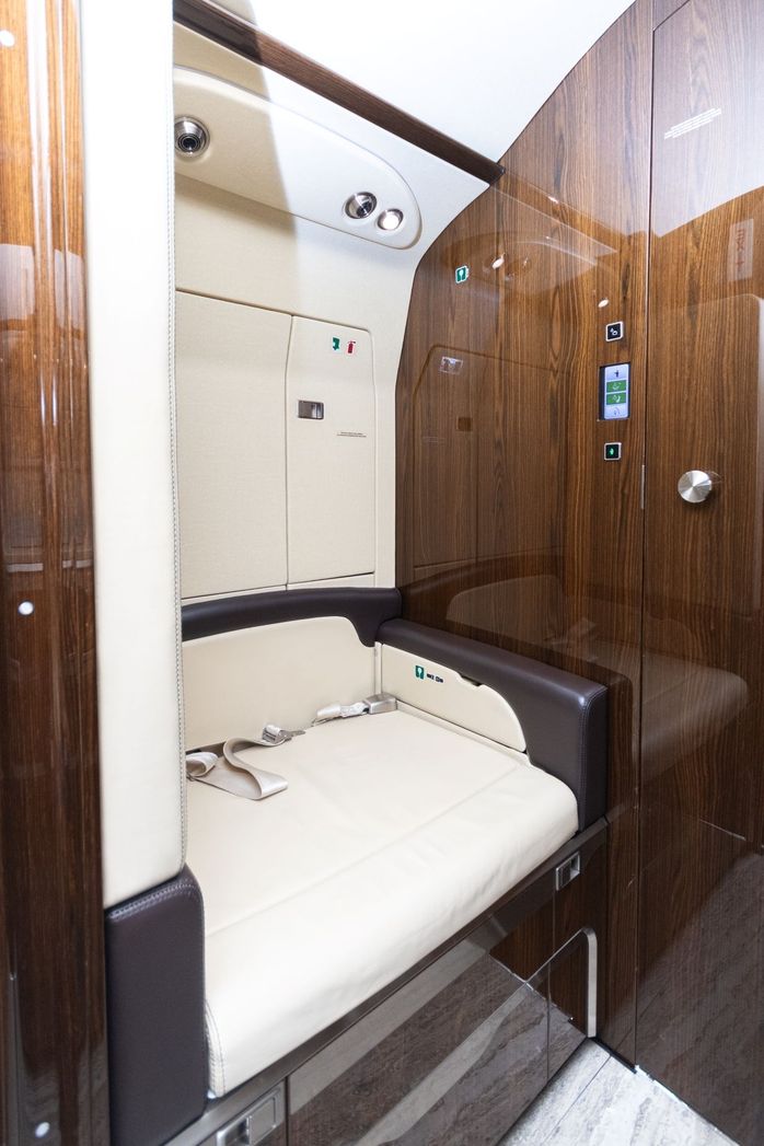 Challenger 350