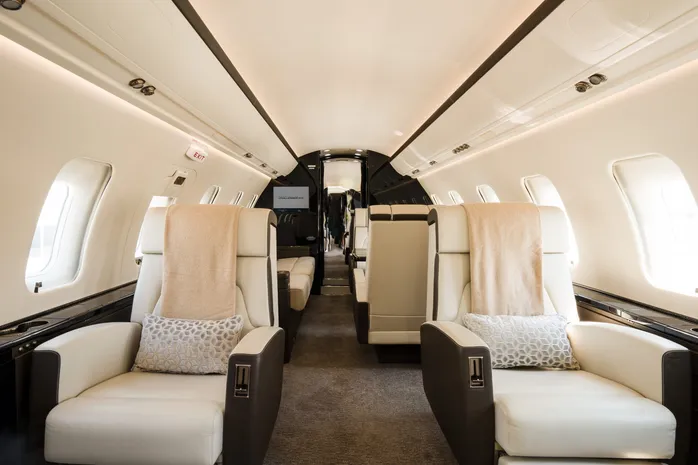 Challenger 605