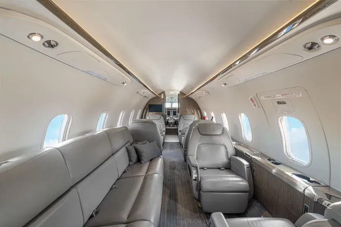 Challenger 350