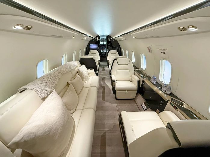 Challenger 350