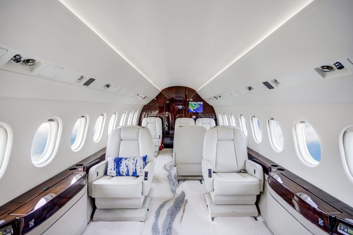 Falcon 2000LX