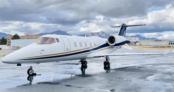 Learjet 60