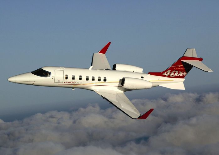 Learjet 40