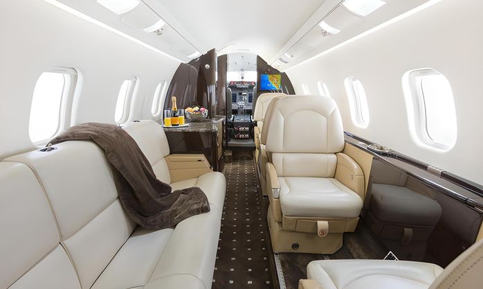 Learjet 60